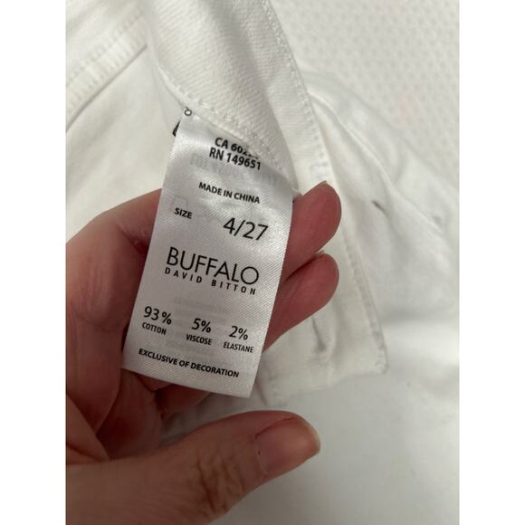 Buffalo David Bitton Women's White Distressed Bermuda Shorts NWT Size 4/27 - Picture 7 of 11